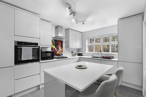 Photo 24- click for photo gallery